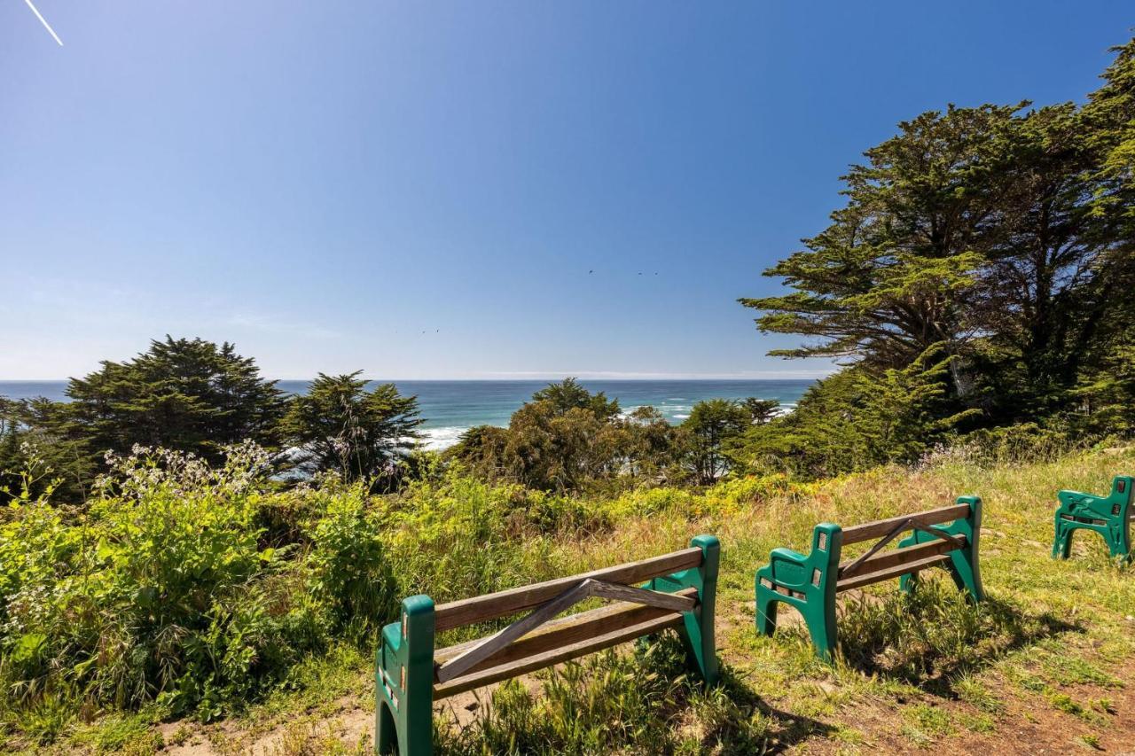 Beach Chic Oasis Home Walk To The Beaches Restaurants Ocean Views & More Moss Beach Esterno foto